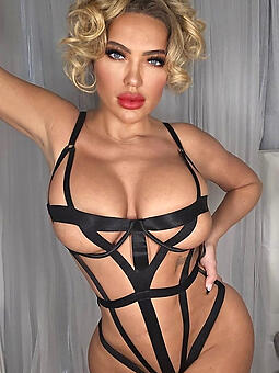 sexy beautiful minimal women pron hd