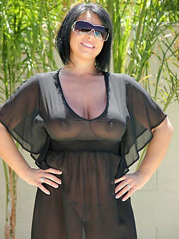 unpretentious morose mom