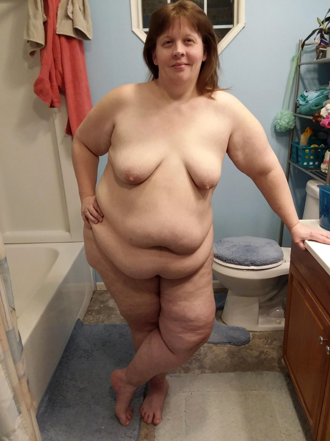 hot naked big lady levelling
